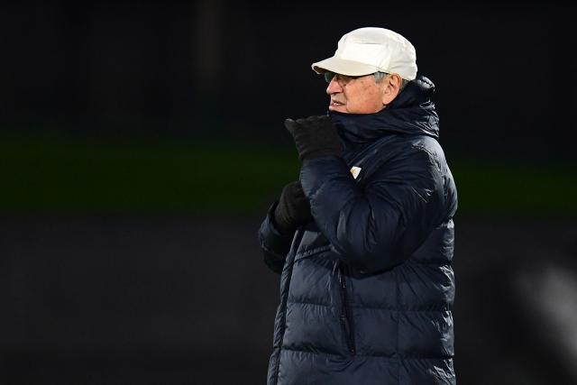 Uruguay's head coach Ariel Longo watches her players from the touchline during the CONMEBOL Nations League Women football match between Uruguay and Venezuela at the Centenario stadium in Montevideo on June 9, 2026. (Photo by Dante FERNANDEZ / AFP)