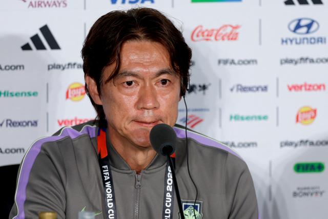 South Korea's head coach Hong Myung-bo gives a press conference at the Guadalajara Stadium in Zapopan, Mexico on June 10, 2026, on the eve of the 2026 World Cup football match between South Korea and the Czech Republic. (Photo by Ulises RUIZ / AFP)