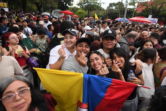 Supporters of Colombia's presidential candidate for the Pacto Historico party, Ivan Cepeda, attend a campaign rally in Medellin, Colombia on June 10, 2026. Colombia will hold the runoff presidential election on June 21. (Photo by Jaime SALDARRIAGA / AFP)