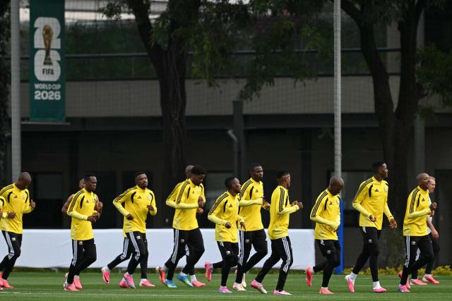 South Africa's players take part in a training session at the Club America Training Site in Mexico City on June 10, 2026, on the eve of the 2026 World Cup football match between Mexico and South Africa. (Photo by Yuri CORTEZ / AFP)