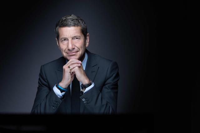 Mayor of Cannes, President of the "France's Mayors' association" (AMF) and candidate for the 2027 presidential election David Lisnard poses during a photo session in Paris on June 10, 2026. (Photo by Joël SAGET / AFP)