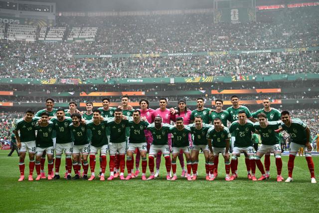 Mexico's players pose for a picture ahead of the 2026 World Cup Group A football match between Mexico and South Africa at the Mexico City Stadium in Mexico City on June 11, 2026. (Photo by CARL DE SOUZA / AFP)