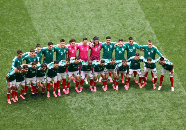 Mexico's players pose for the official team photo ahead of the 2026 World Cup Group A football match between Mexico and South Africa at the Mexico City Stadium in Mexico City on June 11, 2026. (Photo by Rodrigo OROPEZA / AFP)