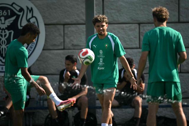 Morocco's midfielder Neil El Aynaoui (C) takes part in a training session during the 2026 World Cup football tournament at the Pingry School in Basking Ridge, New Jersey, on June 11, 2026. (Photo by MAURO PIMENTEL / AFP)