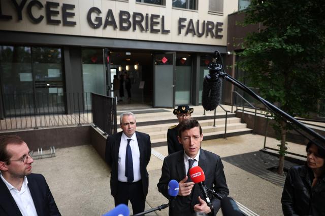France's Education Minister Edouard Geffray addresses media following a visit to students during their mathematics exam as part of the baccalaureate at the Gabriel Faure school and middle school in Paris on June 12, 2026. (Photo by SIMON WOHLFAHRT / AFP)