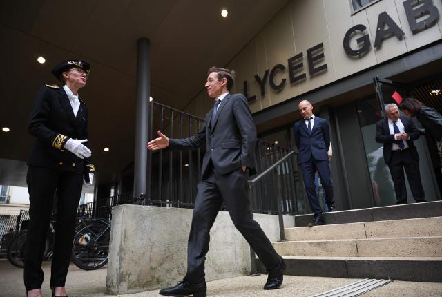 France's Education Minister Edouard Geffray leaves following a visit to students during their mathematics exam as part of the baccalaureate at the Gabriel Faure school and middle school in Paris on June 12, 2026. (Photo by SIMON WOHLFAHRT / AFP)