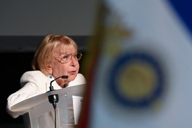 (FILES) Arlette Testyler, president of the Union of Auschwitz Deportees, addresses the audience during a posthumous award ceremony of the "Righteous Among the Nations Medal and Diploma" the highest distinction created and issued by the State of Israel, for Jeanne and Jean Philippeau (who passed away in 1992 and 1993), who hosted and saved Madeleine, her sister Arlette Testyler, born Reimann and Simon Windlhandfor during the German occupation in 1942, at the "Minotaure" performance hall, in Vendome, center western France on June 16, 2025. The president of the Union of Auschwitz Deportees, Arlette Testyler, a survivor of the Vel dHiv round-up, died on June 12, 2026, at the age of 93, the Foundation for the Memory of the Shoah has announced. Born in Paris in 1933, Arlette Testyler, whose father died in Auschwitz, was arrested with her mother Malka and her sister Madeleine on July 16, 1942, then taken to the Velodrome dHiver before being interned at the Beaune-la-Rolande transit camp, from which they managed to escape, the Foundation recalls. (Photo by JEAN-FRANCOIS MONIER / AFP)