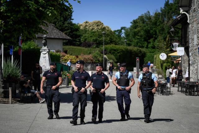 Members of the French Gendarmerie and Italian Carabinieri patrol together in the streets of Yvoire, on June 12, 2026 during a new Franco-Italian Operational Unit (UOFI) prior to the G7 Summit in Evian. (Photo by Jeff PACHOUD / AFP)