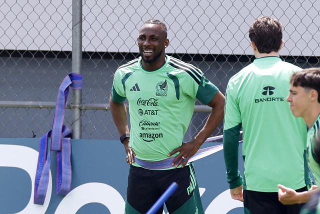 Mexico's forward #16 Julian Quinones takes part in a training session for the FIFA 2026 World Cup at Centro de Alto Rendimiento (CAR) in Mexico City on June 12, 2026. (Photo by Rodrigo Oropeza / AFP)