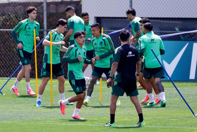 Mexico's players take part in a training session for the FIFA 2026 World Cup at Centro de Alto Rendimiento (CAR) in Mexico City on June 12, 2026. (Photo by Rodrigo Oropeza / AFP)