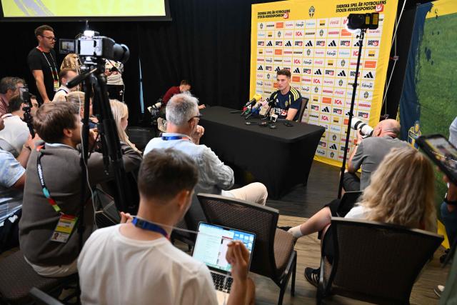 Sweden's forward #17 Viktor Gyokeres gives a press conference during the 2026 World Cup football tournament at FC Dallas Stadium in Dallas on June 12, 2026. (Photo by Paul ELLIS / AFP)