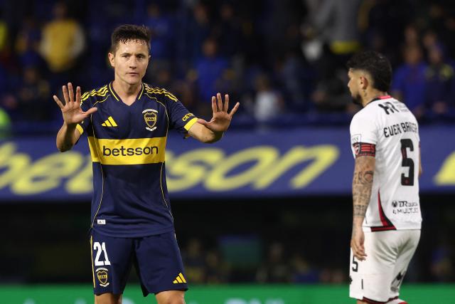 (FILES) Boca Juniors' Spanish midfielder #21 Ander Herrera gestures during the Argentine Professional Football League 2025 Clausura Tournament match between Boca Juniors and Newell's Old Boys at La Bombonera Stadium in Buenos Aires on October 5, 2025. Former Spanish international Ander Herrera has brought his spell at Boca Juniors to an end by terminating his contract, following a year and a half without winning any trophies and hampered by recurring injury problems, the Argentine club announced on June 12, 2026 in a video posted on its social media channels. (Photo by Alejandro PAGNI / AFP)