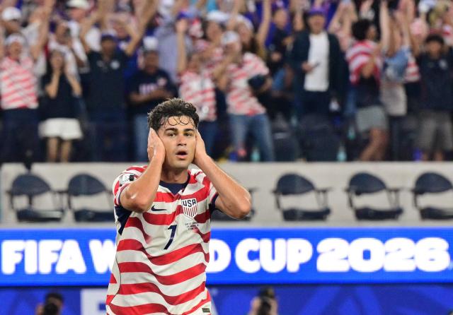 US midfielder #07 Giovanni Reyna celebrates scoring his team's fourth goal during the 2026 World Cup Group D football match between USA and Paraguay at the Los Angeles Stadium in Inglewood on June 12, 2026. (Photo by Frederic J. BROWN / AFP)