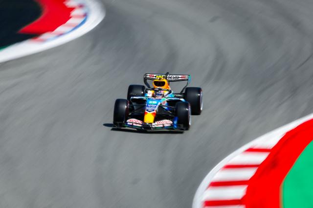 Racing Bulls' New Zealand driver Liam Lawson takes part in the qualifying session at the Circuit de Catalunya ahead of the Catalonia Formula One Grand Prix in Montmelo, on the outskirts of Barcelona, on June 13, 2026. (Photo by Josep LAGO / AFP)