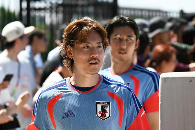 Le Havre's Japanese defender #15 Ayumu Seko and Bayern Munich's Japanese defender #21 Hiroki Ito arrives for an MD-1 training session on the eve of the 2026 World Cup Group F football match between the Netherlands and Japan, at the Dallas Stadium in Arlington on June 13, 2026. (Photo by Paul ELLIS / AFP)