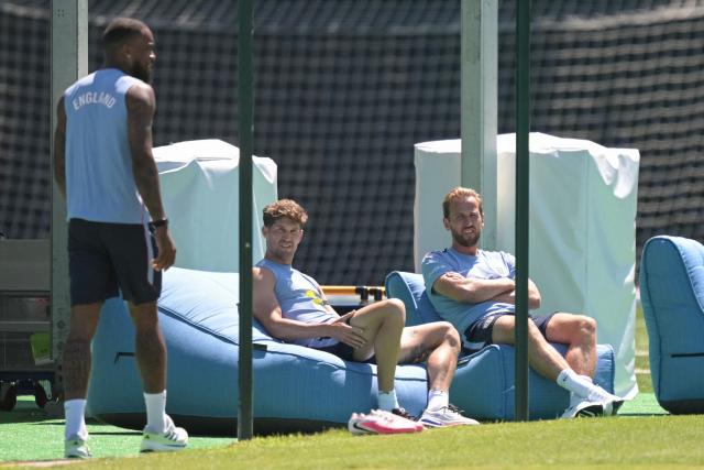 England's forward #09 Harry Kane rests before a training session at Swope Soccer Village in Kansas city on June 14, 2026, on the eve of their 2026 World Cup football tournament Group L football match against Croatia. (Photo by Juan MABROMATA / AFP)