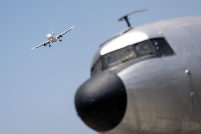 The plane carrying the Iran's National football team prepares to land at Los Angeles International Airport on June 14, 2026, on the eve of the 2026 World Cup football match between Iran and New Zealand.  (Photo by ETIENNE LAURENT / AFP)
