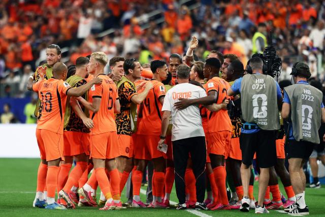 Netherlands' players celebrate their second goal during the 2026 World Cup Group F football match between the Netherlands and Japan at the Dallas Stadium in Arlington on June 14, 2026.  (Photo by Aric Becker / AFP)