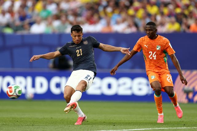 Ecuador's midfielder #21 Alan Franco kicks the ball past Ivory Coast's forward #24 Bazoumana Toure during the 2026 World Cup Group E football match between Ivory Coast and Ecuador at the Philadelphia Stadium in Philadelphia on June 14, 2026.  (Photo by CHARLY TRIBALLEAU / AFP)