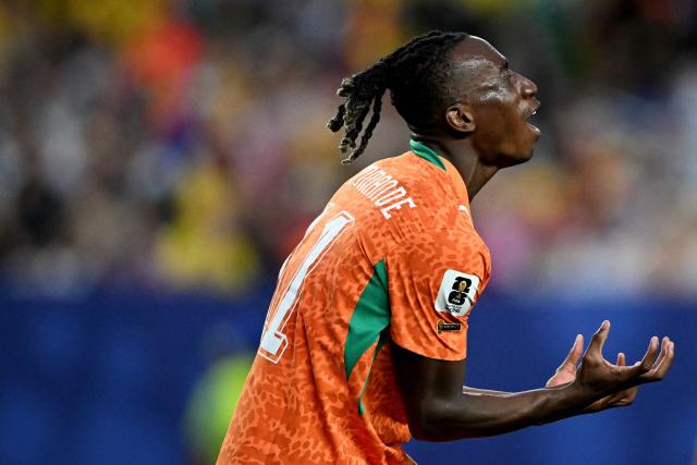Ivory Coast's forward #11 Yan Diomande reacts after failing to score during the 2026 World Cup Group E football match between Ivory Coast and Ecuador at the Philadelphia Stadium in Philadelphia on June 14, 2026.  (Photo by MAURO PIMENTEL / AFP)