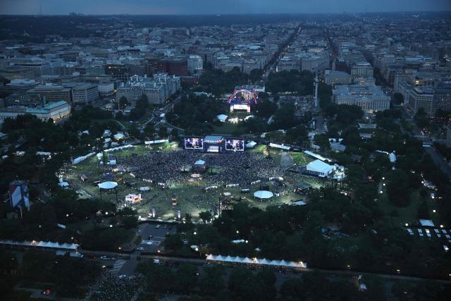The UFC Freedom 250 fight on the South Lawn of the White House and Fan Fest on The Ellipse are seen from the top of the Washington Monument on June 14, 2026 in Washington, DC. (Photo by Win McNamee / POOL / AFP)