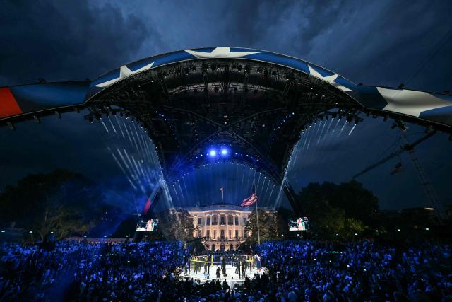 An overall view of the "UFC Freedom 250" mixed martial arts event on the South Lawn of the White House in Washington, DC, June 14, 2026. (Photo by Kent NISHIMURA / POOL / AFP)