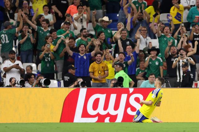 Sweden's midfielder #18 Yasin Ayari celebrates scoring his team's fifth goal during the 2026 World Cup Group F football match between Sweden and Tunisia at the Monterrey Stadium in Guadalupe on June 14, 2026.  (Photo by Julio Cesar AGUILAR / AFP)