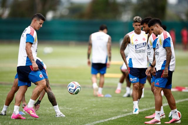 Colombia's players take part in a training session at Academia Atlas FC in Guadalajara, Mexico, on June 15, 2026, during the 2026 World Cup football tournament. (Photo by Ulises RUIZ / AFP)