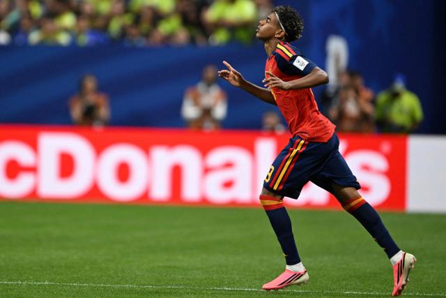 Spain's forward #19 Lamine Yamal comes on as a substitute during the 2026 World Cup Group H football match between Spain and Cape Verde at the Atlanta Stadium in Atlanta on June 15, 2026.  (Photo by Roberto SCHMIDT / AFP)