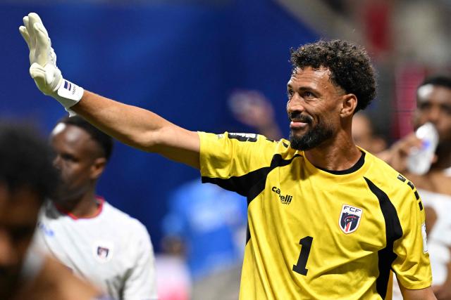 Cape Verde's goalkeeper #01 Vozinha celebrates at the end of the 2026 World Cup Group H football match between Spain and Cape Verde at the Atlanta Stadium in Atlanta on June 15, 2026.  (Photo by ROBERTO SCHMIDT / AFP)