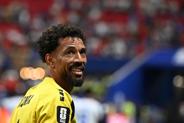 Cape Verde's goalkeeper #01 Vozinha celebrates at the end of the 2026 World Cup Group H football match between Spain and Cape Verde at the Atlanta Stadium in Atlanta on June 15, 2026.  (Photo by ROBERTO SCHMIDT / AFP)