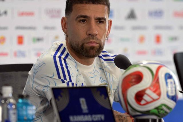 Argentina's defender #19 Nicolas Otamendi gives an MD-1 press conference at the Kansas City Stadium in Kansas City on June 15, 2026, on the eve of the 2026 World Cup Group J football match between Argentina and Algeria.  (Photo by JUAN MABROMATA / AFP)