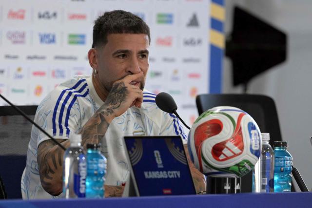 Argentina's defender #19 Nicolas Otamendi gives an MD-1 press conference at the Kansas City Stadium in Kansas City on June 15, 2026, on the eve of the 2026 World Cup Group J football match between Argentina and Algeria.  (Photo by JUAN MABROMATA / AFP)