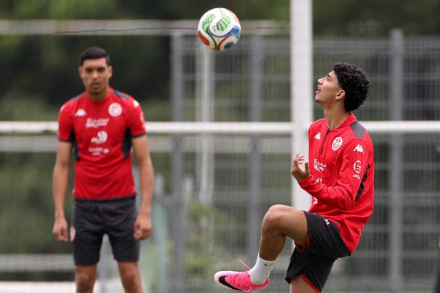 Tunisia's forward #14 Khalil Ayari controls the ball during a training session during the 2026 World Cup football tournament, at Rayados Training Centre in Santiago, Nueva Leon state, Mexico, on June 15, 2026. (Photo by Julio Cesar AGUILAR / AFP)