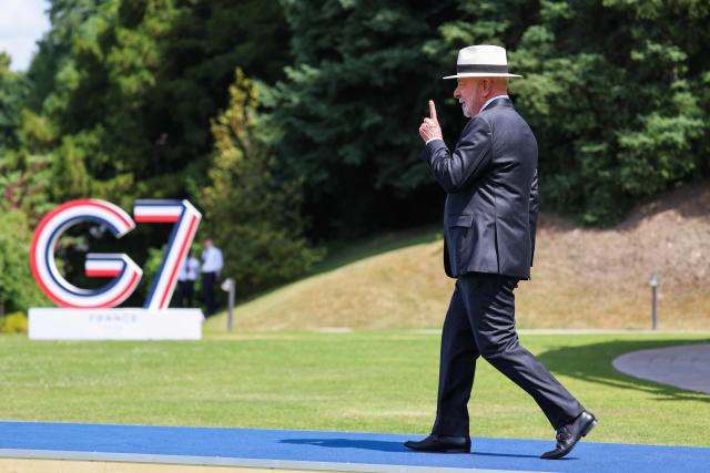 Brazilian politician Luiz Inacio Lula Da Silva arrives for the official greeting ahead of a work lunch as part of the G7 summit, in Evian, eastern France, on June 16, 2026. A G7 summit is set to take place June 15 to 17 in the French town of Evian-les-Bains near Switzerland and it will be attended by country leaders as well as the EU's foreign policy chief and ministers from Brazil, Canada, the United Arab Emirates and Turkey. (Photo by Ludovic MARIN / AFP)