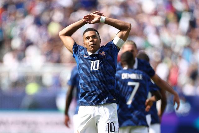 France's forward #10 Kylian Mbappe celebrates after scoring his team's first goal during the 2026 World Cup Group I football match between France and Senegal at the New York/New Jersey Stadium in East Rutherford on June 16, 2026.  (Photo by CHARLY TRIBALLEAU / AFP)