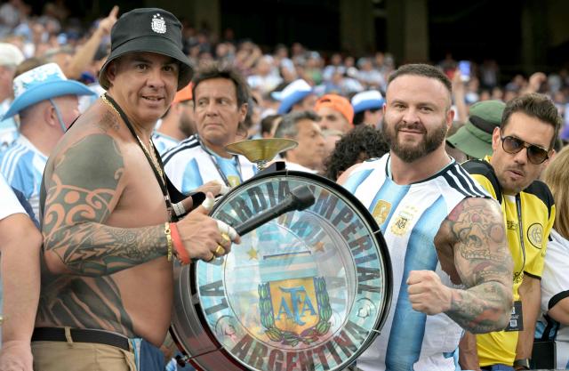Argentina's fans cheer ahead of the 2026 World Cup Group J football match between Argentina and Algeria at the Kansas City Stadium in Kansas City on June 16, 2026.  (Photo by JUAN MABROMATA / AFP)