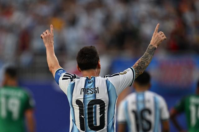 Argentina's forward #10 Lionel Messi celebrates scoring his team's first goal during the 2026 World Cup Group J football match between Argentina and Algeria at the Kansas City Stadium in Kansas City on June 16, 2026.  (Photo by Roberto SCHMIDT / AFP)