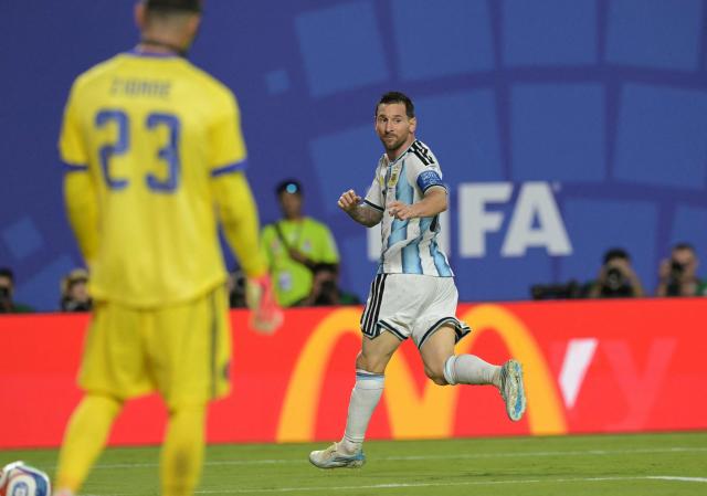 Argentina's forward #10 Lionel Messi celebrates scoring his team's third goal during the 2026 World Cup Group J football match between Argentina and Algeria at the Kansas City Stadium in Kansas City on June 16, 2026.  (Photo by JUAN MABROMATA / AFP)
