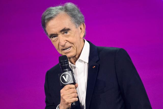 TOPSHOT - LVMH chairman and CEO Bernard Arnault delivers a speech during the opening ceremony at the VivaTech technology startups and innovation fair at the Paris Expo Porte de Versailles, in Paris on June 17, 2026. (Photo by JULIEN DE ROSA / AFP)