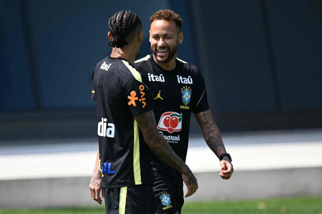 Brazil's forward #10 Neymar (C) takes part in a training session ahead of Brazil's 2026 World Cup football tournament Group C football match against Haiti in Morris Township on June 17, 2026.  (Photo by MAURO PIMENTEL / AFP)