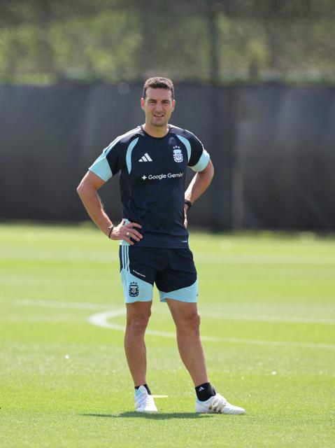 Argentina's head coach Lionel Scaloni gestures during training session at Sporting KC Training Centre in Kansas City on June 17, 2026. (Photo by JUAN MABROMATA / AFP)