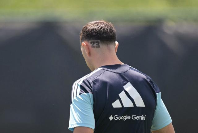 The number 23 is pictured on the hair of Argentina's goalkeeper #23 Emiliano Martinez during training session at Sporting KC Training Centre in Kansas City on June 17, 2026. (Photo by JUAN MABROMATA / AFP)