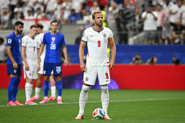 England's forward #09 Harry Kane prepares to retake a penatly kick  during the 2026 World Cup Group L football match between England and Croatia at the Dallas Stadium in Arlington on June 17, 2026.  (Photo by Paul ELLIS / AFP)