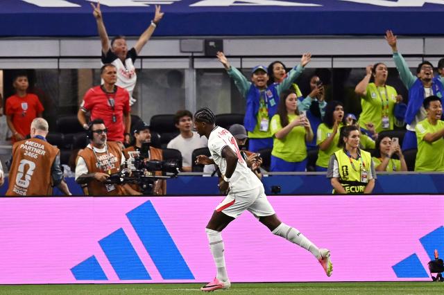 England's forward #11 Marcus Rashford celebrates after scoring his team's fourth goal during the 2026 World Cup Group L football match between England and Croatia at the Dallas Stadium in Arlington on June 17, 2026.  (Photo by Paul ELLIS / AFP)