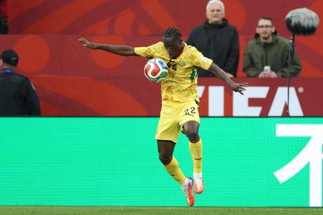 Ghana's forward #22 Kamal Deen Sulemana controls the ball during the 2026 World Cup Group L football match between Ghana and Panama at the Toronto Stadium in Toronto on June 17, 2026.  (Photo by Cole Burston / AFP)