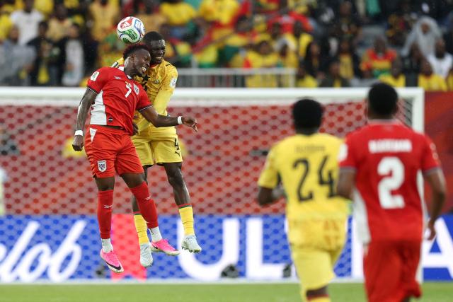 Panama's midfielder #07 Jose Luis Rodriguez and Ghana's defender #04 Jonas Adjei Adjetey fight for the ball during the 2026 World Cup Group L football match between Ghana and Panama at the Toronto Stadium in Toronto on June 17, 2026.  (Photo by Cole Burston / AFP)