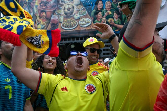 Colombia fans cheer for their team outside the Mexico City Stadium ahead of the 2026 World Cup Group K football match between Uzbekistan and Colombia in Mexico City on June 17, 2026. (Photo by Oswaldo Ramirez / AFP)