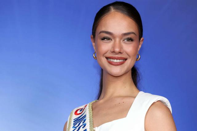 Miss France 2026 Hinaupoko Deveze poses during the TF1 Upfront 2026 photocall in Boulogne-Billancourt, West of Paris, on June 18, 2026. (Photo by Alain JOCARD / AFP)