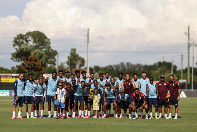 Cape Verde's players pose for a picture during a training session during the 2026 World Cup tournament at Waters Sportsplex in Tampa, Florida on June 18, 2026. (Photo by PATRICIA DE MELO MOREIRA / AFP)